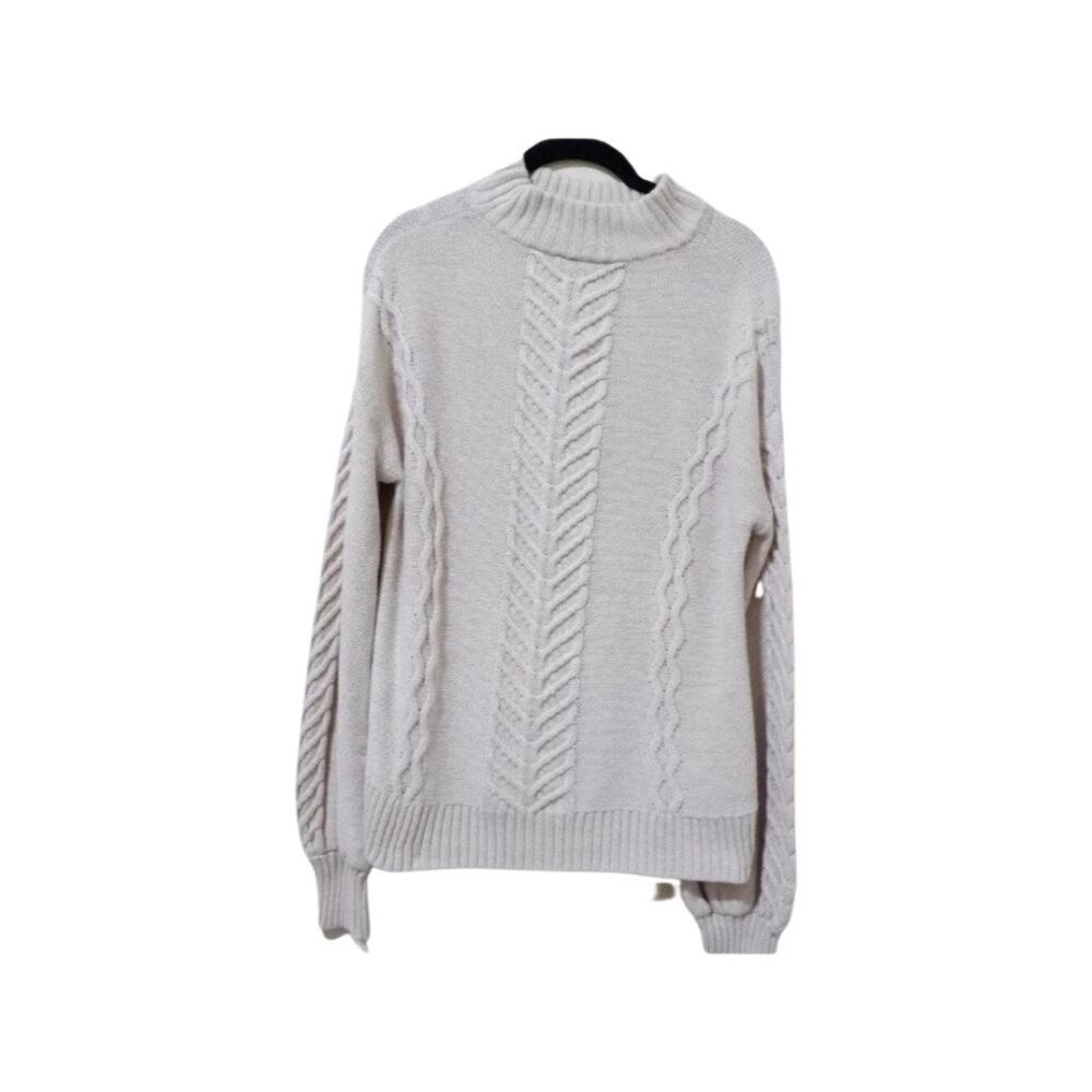 Gap cableknit sweater.